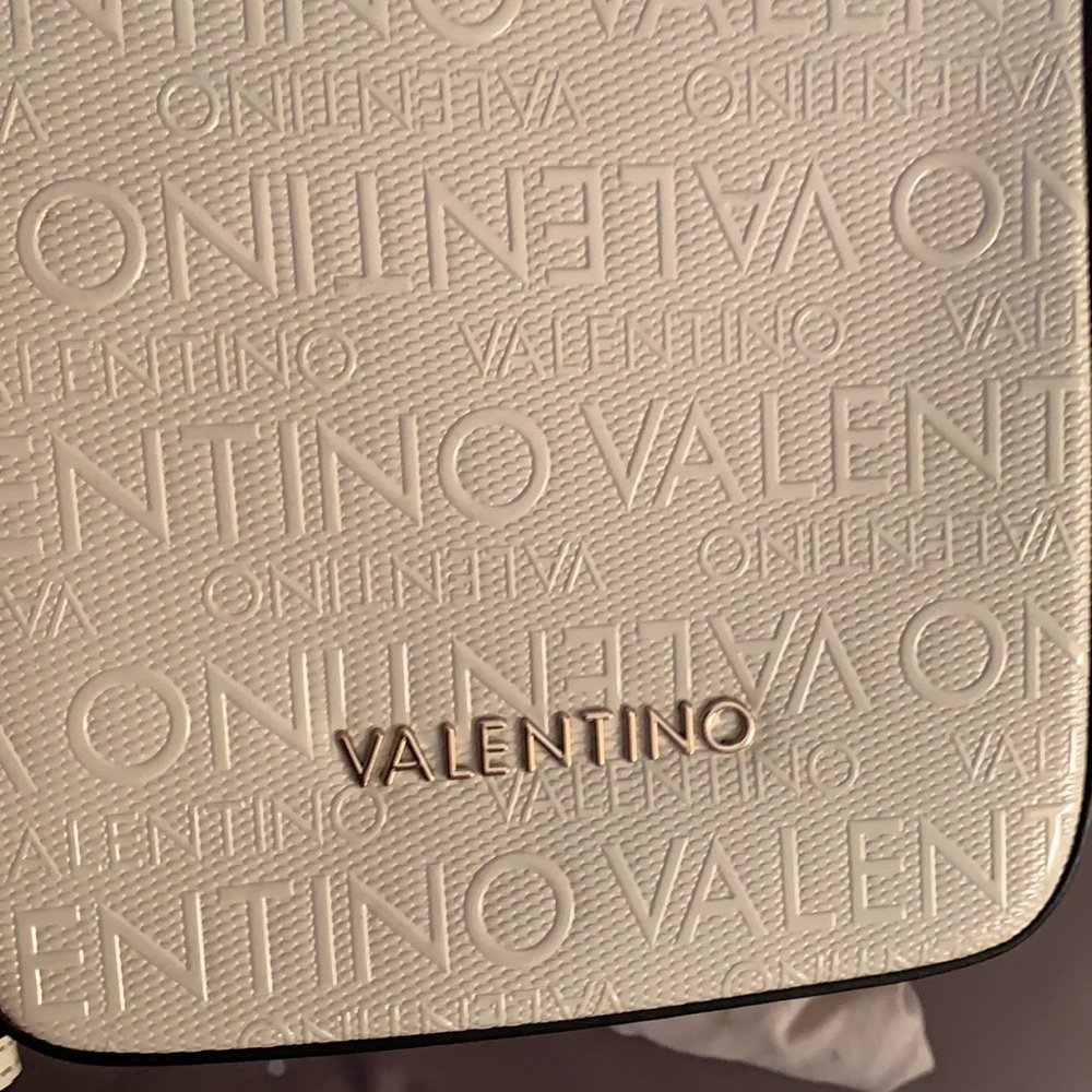 Designer Handbag - Picture 11 of 11